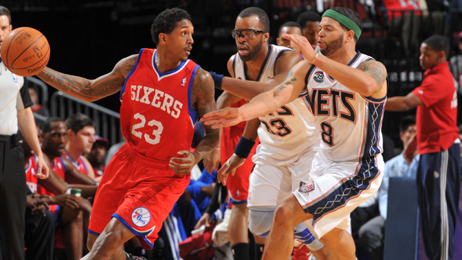 他用这记劈 他用这记劈