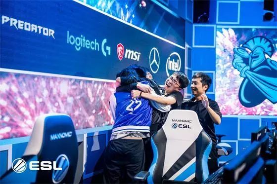 多特蒙德和 多特蒙德和