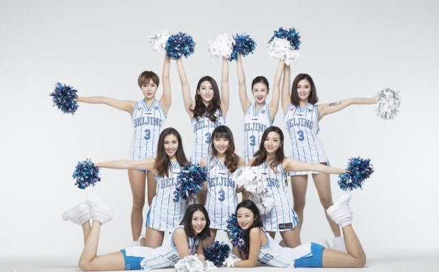 两家俱乐部 两家俱乐部