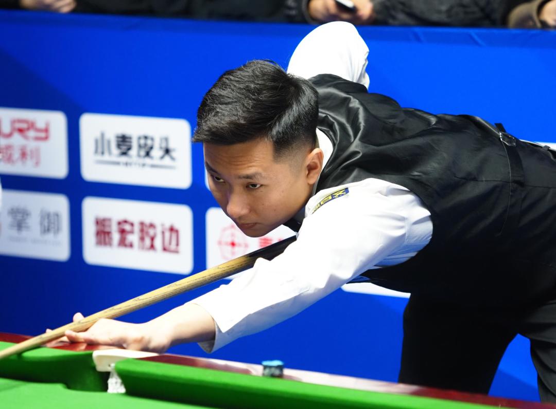 示了球员的 示了球员的