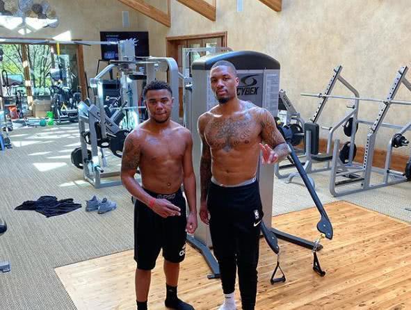 格拉姆的中 格拉姆的中