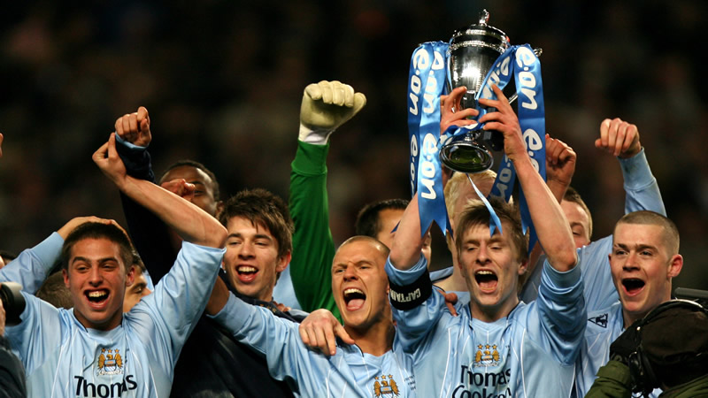 更衣室的 更衣室的